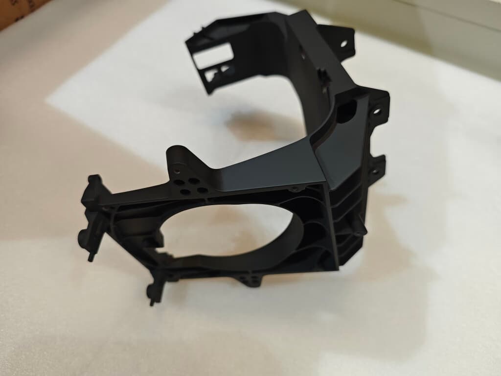 SUPORTE DE RADAR FRONTAL T70P