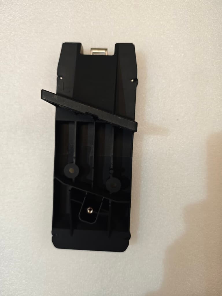 MODULO DESLIZANTE DE BATERIA ESQUERDO T70P